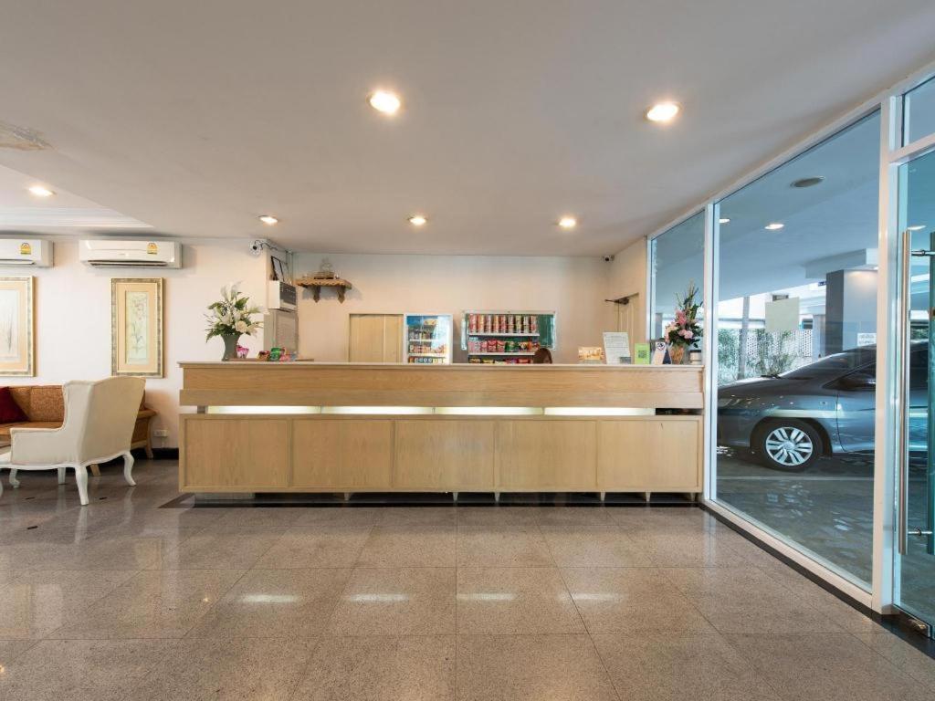 席那克林浪漫酒店 曼谷 外观 照片